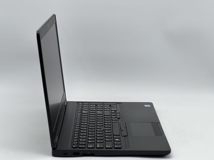 Ноутбук Dell Latitude 5590, i5-7300U, 8 GB, 120 GB, Intel HD Graphics 620, 1366x768, TN [SH2605876] БУ - изображение 2