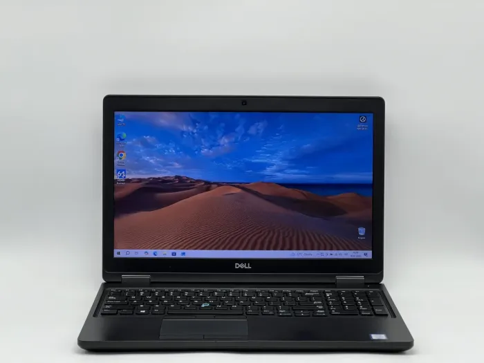 Ноутбук Dell Latitude 5590, i5-7300U, 8 GB, 120 GB, Intel HD Graphics 620, 1366x768, TN [SH26051067] БУ - зображення 1