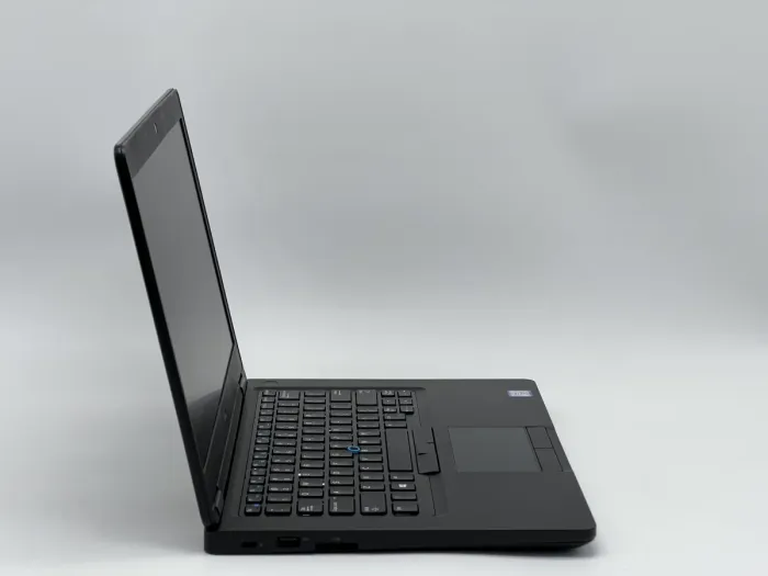 Ноутбук Dell Latitude 5490, i5-8350U, 8 GB, 240 GB, Intel UHD Graphics 620, 1366x768, TN [SH2604054] БУ - зображення 2