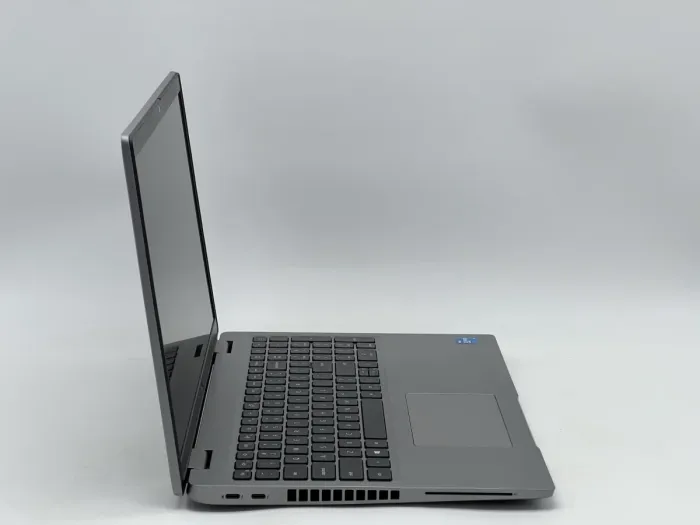 Ноутбук Dell Latitude 5520, i5-1145G7, 16 GB, 240 GB, Intel Iris Xe Graphics, 1920x1080, IPS [SH2608847] БУ - изображение 2