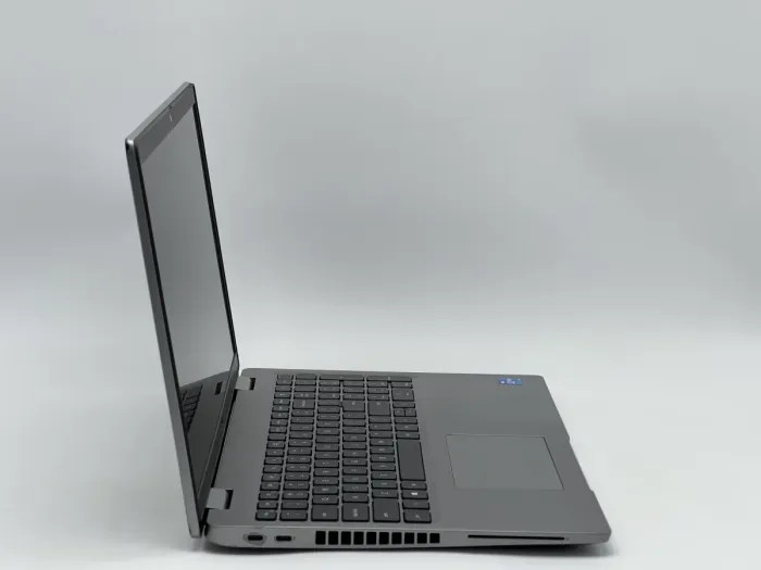 Ноутбук Dell Latitude 5520, i5-1145G7, 16 GB, 240 GB, Intel Iris Xe Graphics, 1920x1080, IPS [SH2605738] БУ - зображення 2