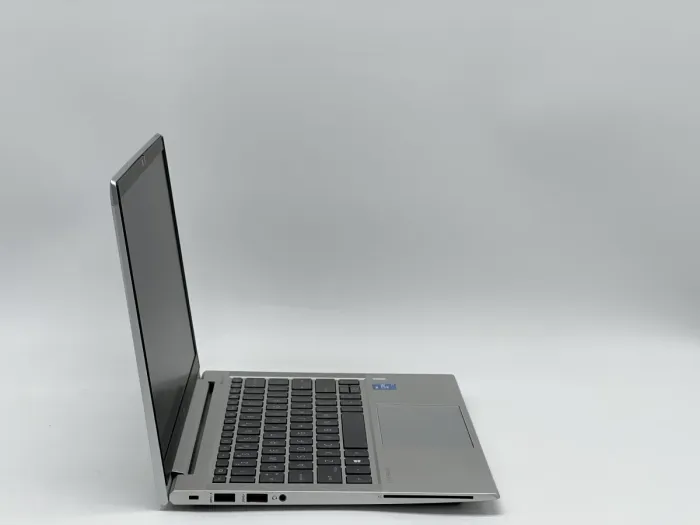 Ноутбук HP EliteBook 830 G8, i5-1145G7, 16 GB, 240 GB, Intel Iris Xe Graphics, 1920x1080, IPS [SH2604641] БУ - зображення 2