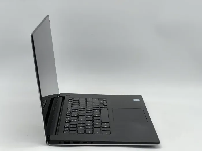 Ноутбук Dell XPS 15 9560, i7-7700HQ, 16 GB, 480 GB, NVIDIA GeForce GTX 1050, 3840x2160, IPS [SH26051058] БУ - зображення 2