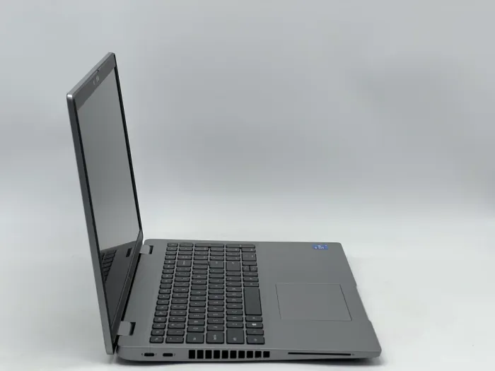 Ноутбук Dell Latitude 5520, i5-1145G7, 16 GB, 240 GB, Intel Iris Xe Graphics, 1920x1080, IPS [SH2608377] БУ - изображение 2