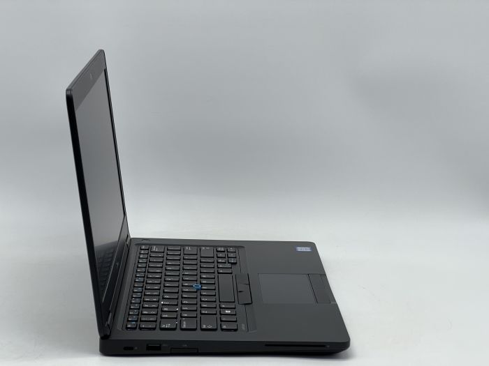 Ноутбук Dell Latitude 5480, i7-7820HQ, 8 GB, 120 GB, Intel HD Graphics 630, 1366x768, TN [DV2608249] БУ - изображение 2