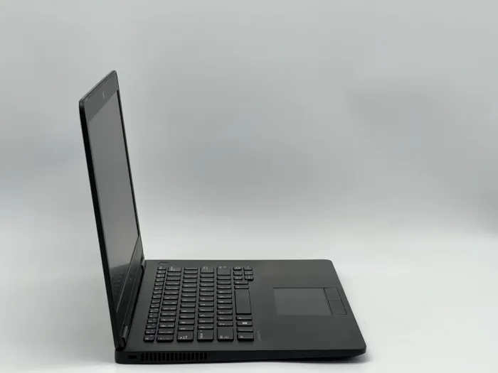 Ноутбук Dell Latitude E7470, i5-6300U, 8 GB, 120 GB, Intel HD Graphics 520, 1366x768, TN [SH2604664] БУ - зображення 2
