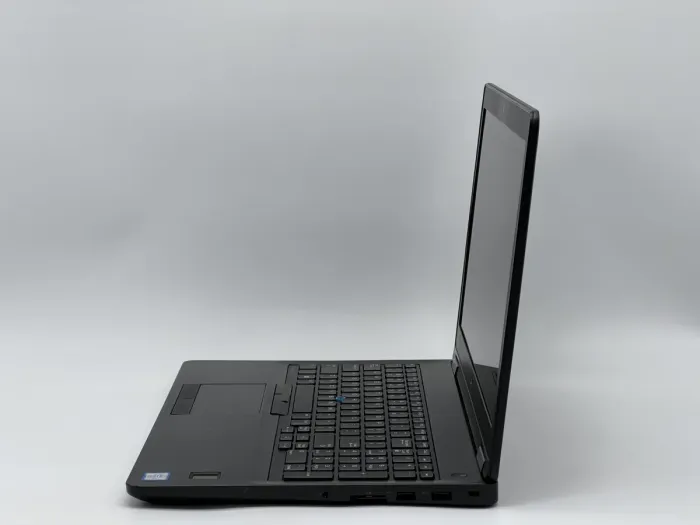 Ноутбук Dell Latitude E5570, i5-6300U, 8 GB, 240 GB, Intel HD Graphics 520, 1366x768, TN [SH2604548] БУ - зображення 3