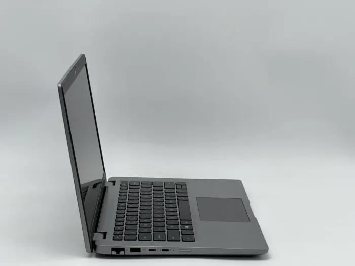 Ноутбук Dell Latitude 5440, i5-1350P, 16 GB, 240 GB, Intel UHD Graphics, 1920x1080, IPS [SH26051042] БУ - зображення 2