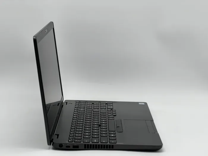 Ноутбук Dell Latitude 5500, i5-8365U, 16 GB, 240 GB, Intel UHD Graphics 620, 1920x1080, IPS [SH2601505] БУ - зображення 2