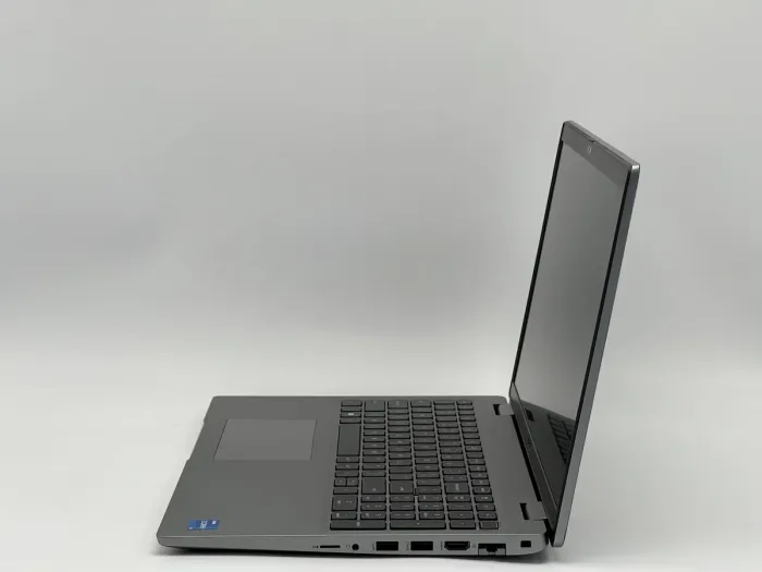 Ноутбук Dell Latitude 5520, i5-1135G7, 16 GB, 240 GB, Intel Iris Xe Graphics, 1920x1080, IPS [SH26021735] БУ - зображення 3