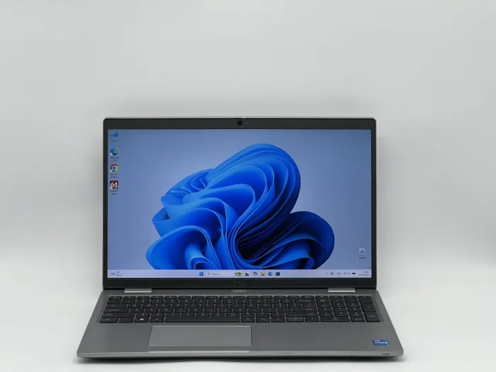 Ноутбук Dell Latitude 5520, i5-1135G7, 16 GB, 240 GB, Intel Iris Xe Graphics, 1920x1080, IPS [SH26031337] БУ - зображення 1