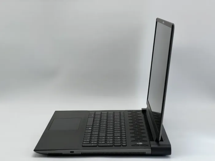 Ноутбук Dell Alienware m18 r1, i7-13700HX, 32 GB, 2048 GB, NVIDIA GeForce RTX 4070, 1920x1200, IPS [IS2511175] БУ - зображення 3
