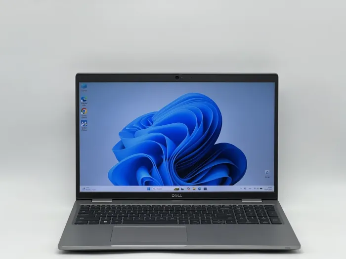 Ноутбук Dell Latitude 5520, i5-1145G7, 16 GB, 240 GB, Intel Iris Xe Graphics, 1920x1080, IPS [SH26051094] БУ - зображення 1