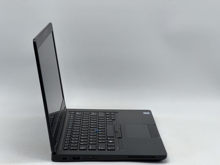 Ноутбук Dell Latitude 5480, i5-6300U, 8 GB, 120 GB, Intel HD Graphics 520, 1366x768, TN [DV2608243] БУ - изображение 2