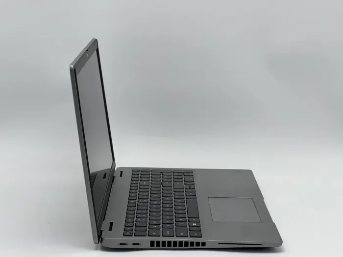 Ноутбук Dell Latitude 5520, i5-1145G7, 16 GB, 240 GB, Intel Iris Xe Graphics, 1920x1080, IPS [SH2505630] БУ - зображення 2