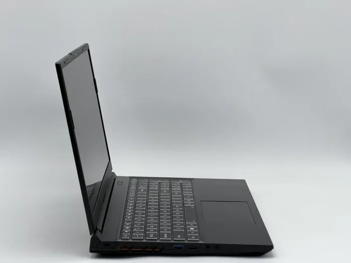 Ноутбук XPG xenia 15 i7 g13h4070lx, i7-13700H, 16 GB, 960 GB, NVIDIA GeForce RTX 4070, 1920x1080, IPS [SH2604047] БУ - зображення 2
