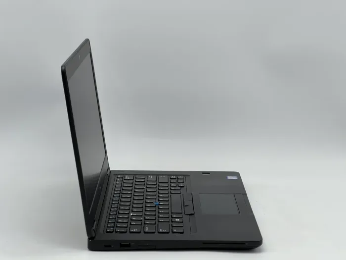 Ноутбук Dell Latitude 5490, i5-7300U, 8 GB, 240 GB, Intel HD Graphics 620, 1920x1080, IPS [SH2606967] БУ - зображення 2