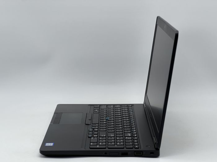 Ноутбук Dell Latitude 5590, i5-7300U, 8 GB, 120 GB, Intel HD Graphics 620, 1366x768, TN [SH26061407] БУ - изображение 3