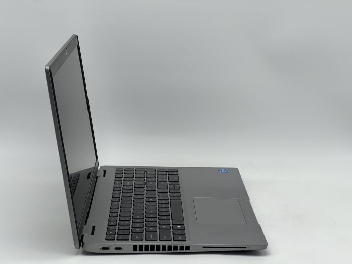 Ноутбук Dell Latitude 5520, i5-1145G7, 16 GB, 240 GB, Intel Iris Xe Graphics, 1920x1080, IPS [SH2609717] БУ - изображение 2
