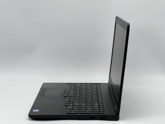 Ноутбук Dell Latitude 5590, i5-7300U, 8 GB, 120 GB, Intel HD Graphics 620, 1366x768, TN [SH2605887] БУ - изображение 3