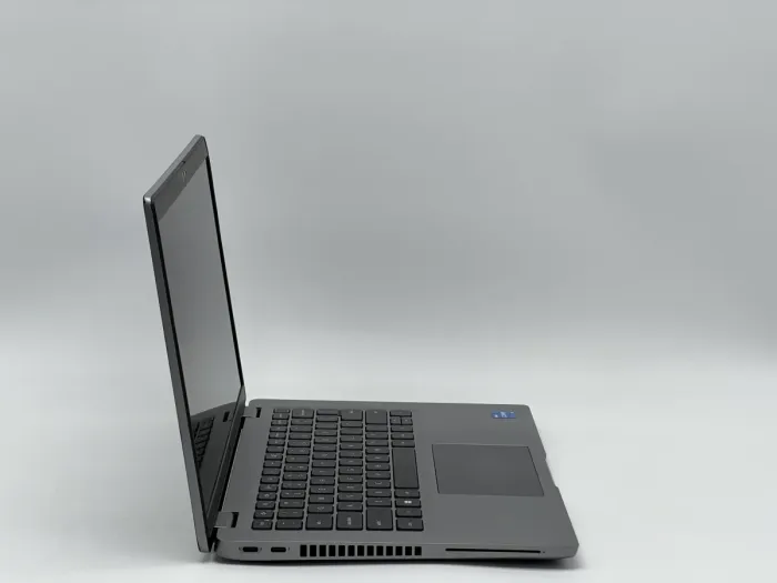 Ноутбук Dell Latitude 5430, i5-1245U, 16 GB, 240 GB, Intel Iris Xe Graphics, 1920x1080, IPS [SH2604612] БУ - зображення 2