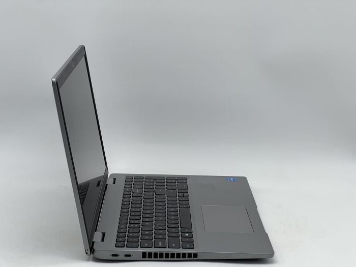 Ноутбук Dell Latitude 5520, i5-1135G7, 16 GB, 240 GB, Intel Iris Xe Graphics, 1920x1080, IPS [SH26071142] БУ - зображення 2