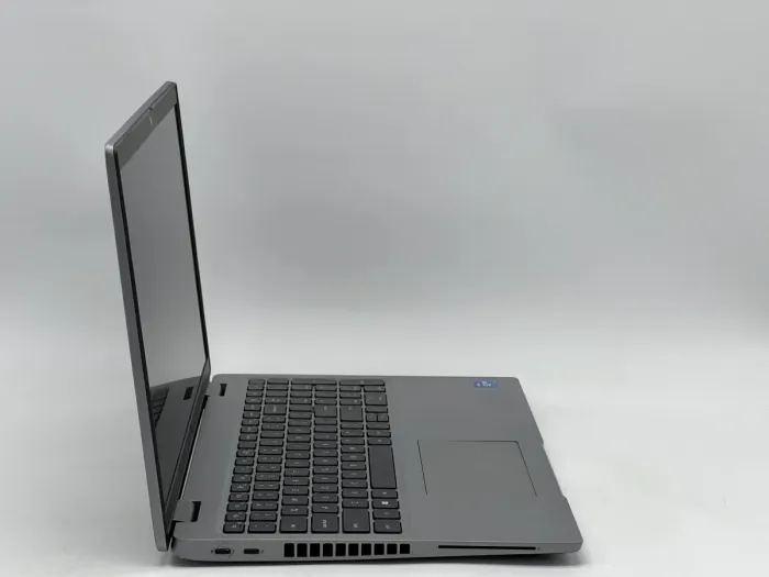 Ноутбук Dell Latitude 5520, i5-1145G7, 16 GB, 240 GB, Intel Iris Xe Graphics, 1920x1080, IPS [SH26051324] БУ - зображення 2