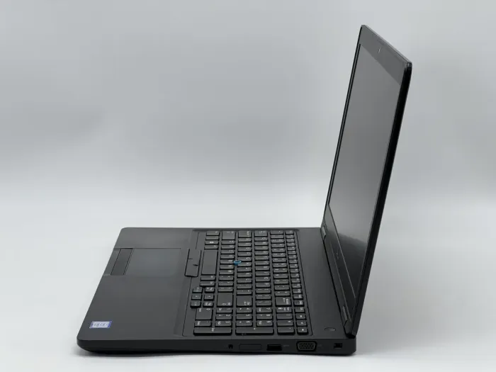 Ноутбук Dell Latitude 5590, i5-7300U, 8 GB, 120 GB, Intel HD Graphics 620, 1366x768, TN [SH2605882] БУ - зображення 3