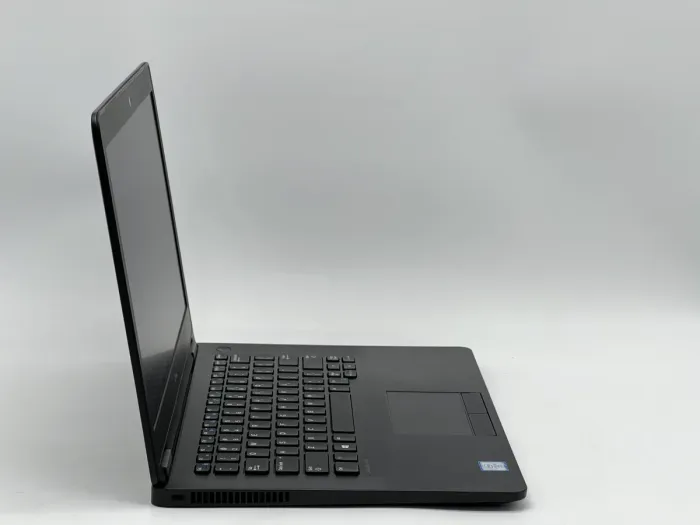 Ноутбук Dell Latitude E7470, i5-6300U, 8 GB, 120 GB, Intel HD Graphics 520, 1366x768, TN [SH2606244] БУ - зображення 2