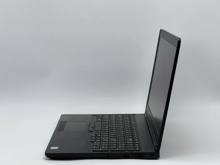 Ноутбук Dell Latitude 5590, i5-7300U, 8 GB, 120 GB, Intel HD Graphics 620, 1366x768, TN [SH2605897] БУ - зображення 3