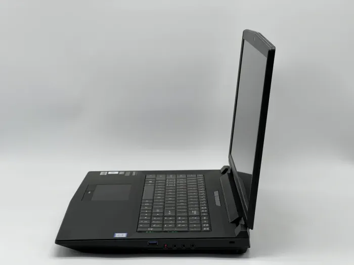 Ноутбук Sager X95 P770DM, i7-6700K, 16 GB, 480 GB, NVIDIA GeForce GTX 980M, 1920x1080, IPS [SH26061614] БУ - изображение 3