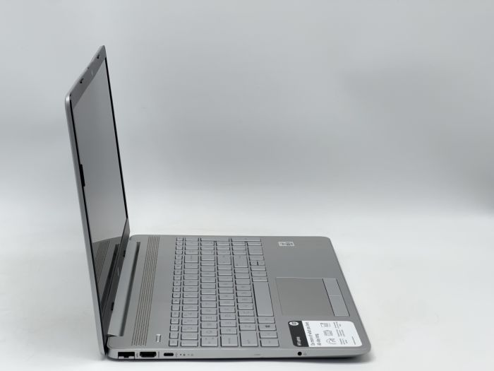 Ноутбук HP Laptop - 15-dw2048nr, i3-1005G1, 8 GB, 120 GB, Intel UHD Graphics, 1366x768, TN [SH26081116] БУ - изображение 2