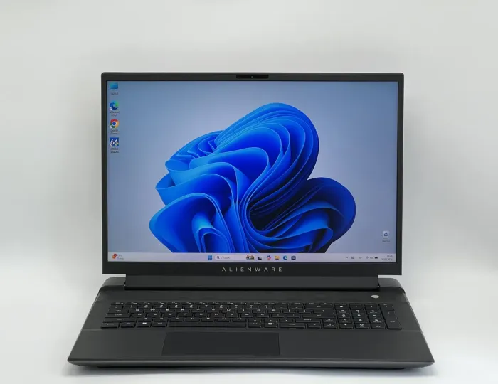 Ноутбук Dell Alienware m18 r1, i7-13700HX, 32 GB, 2048 GB, NVIDIA GeForce RTX 4070, 1920x1200, IPS [IS2511175] БУ - зображення 1