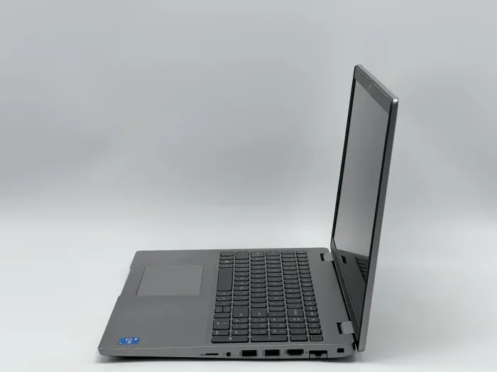Ноутбук Dell Latitude 5520, i5-1145G7, 16 GB, 240 GB, Intel Iris Xe Graphics, 1920x1080, IPS [SH26051096] БУ - зображення 3