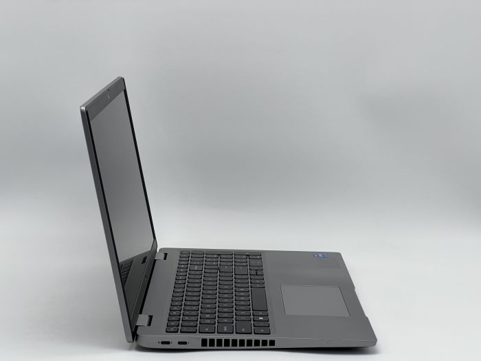 Ноутбук Dell Latitude 5520, i5-1135G7, 16 GB, 240 GB, Intel Iris Xe Graphics, 1920x1080, IPS [SH26031337] БУ - зображення 2